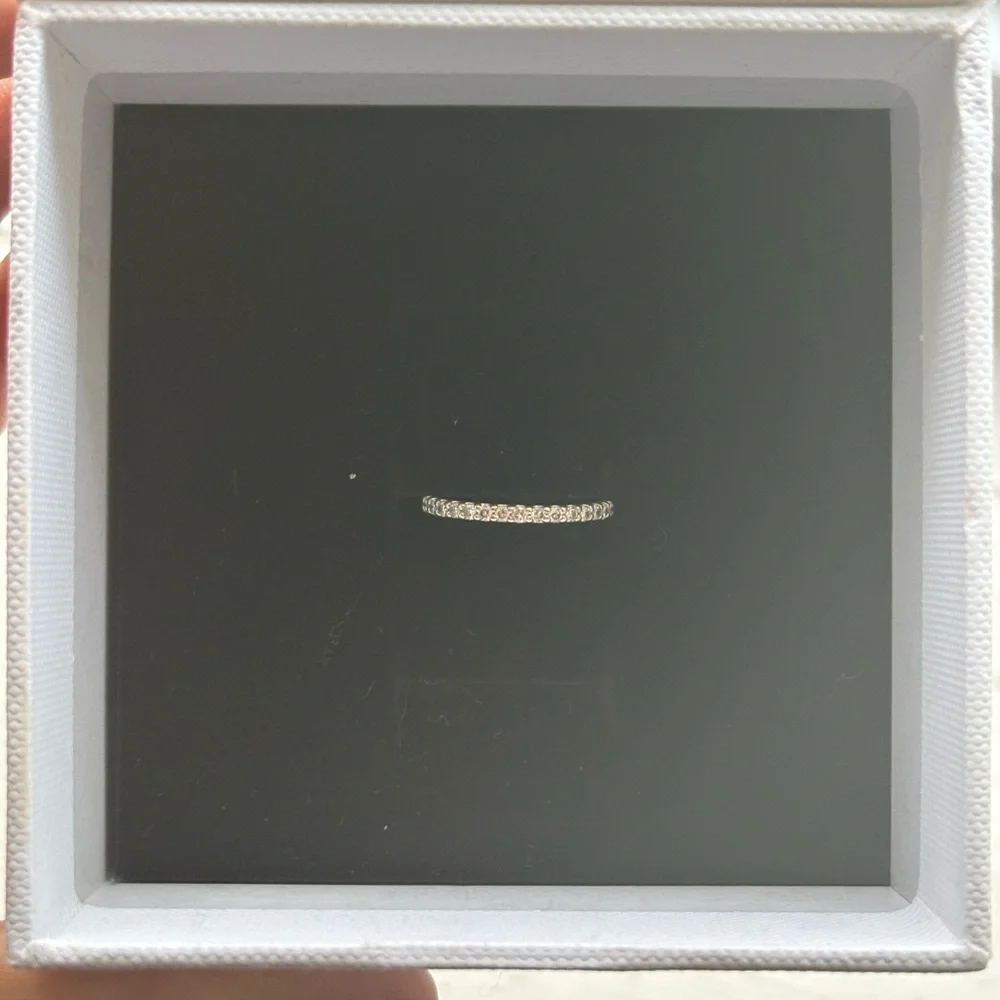 Mejuri Diamond Eternity Band - Picture 5 of 7